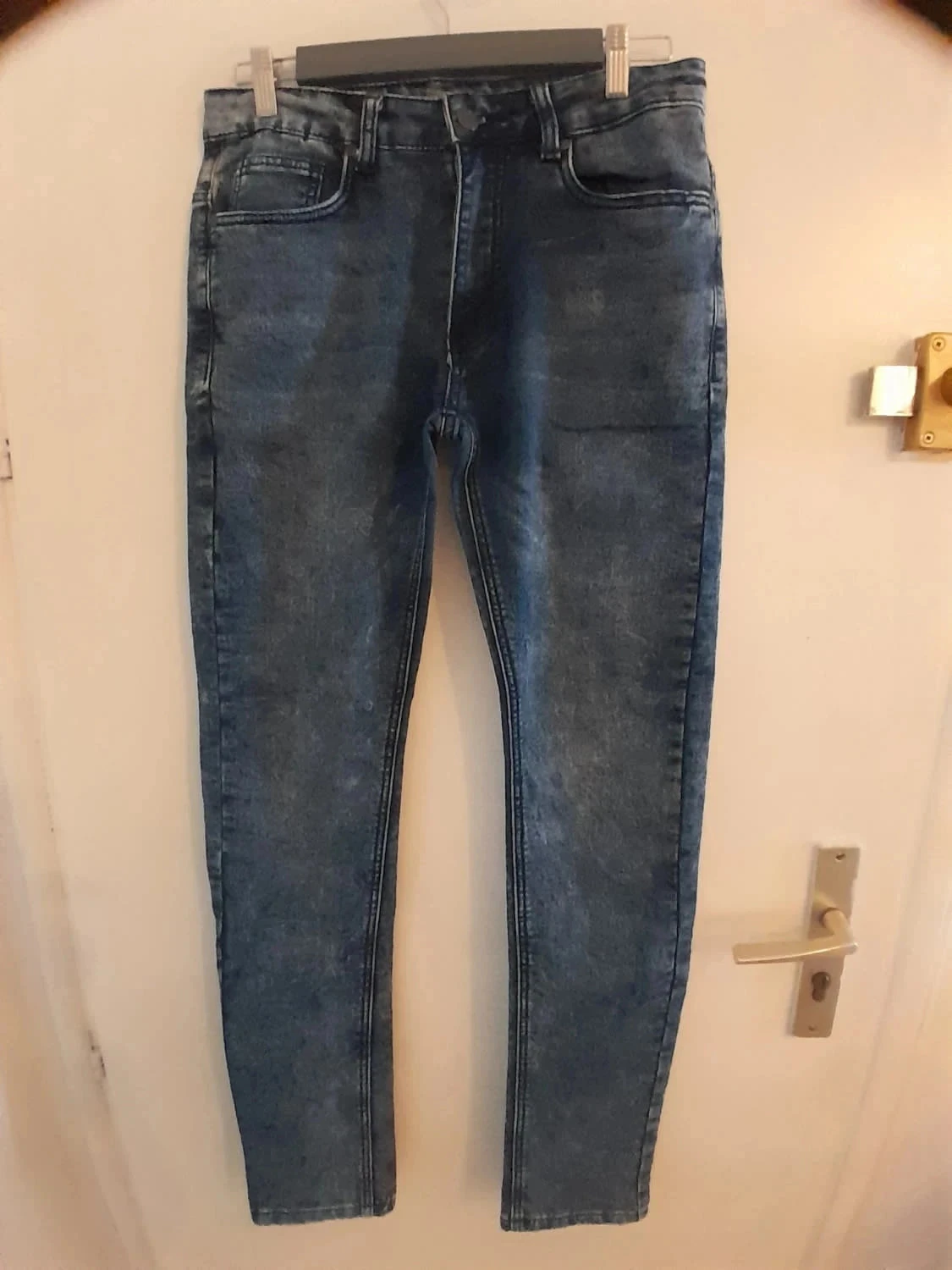 Jeans skinny femme Taille 36 - Marque Man by Gémo, couleur bleu foncé, délavé par endroits
